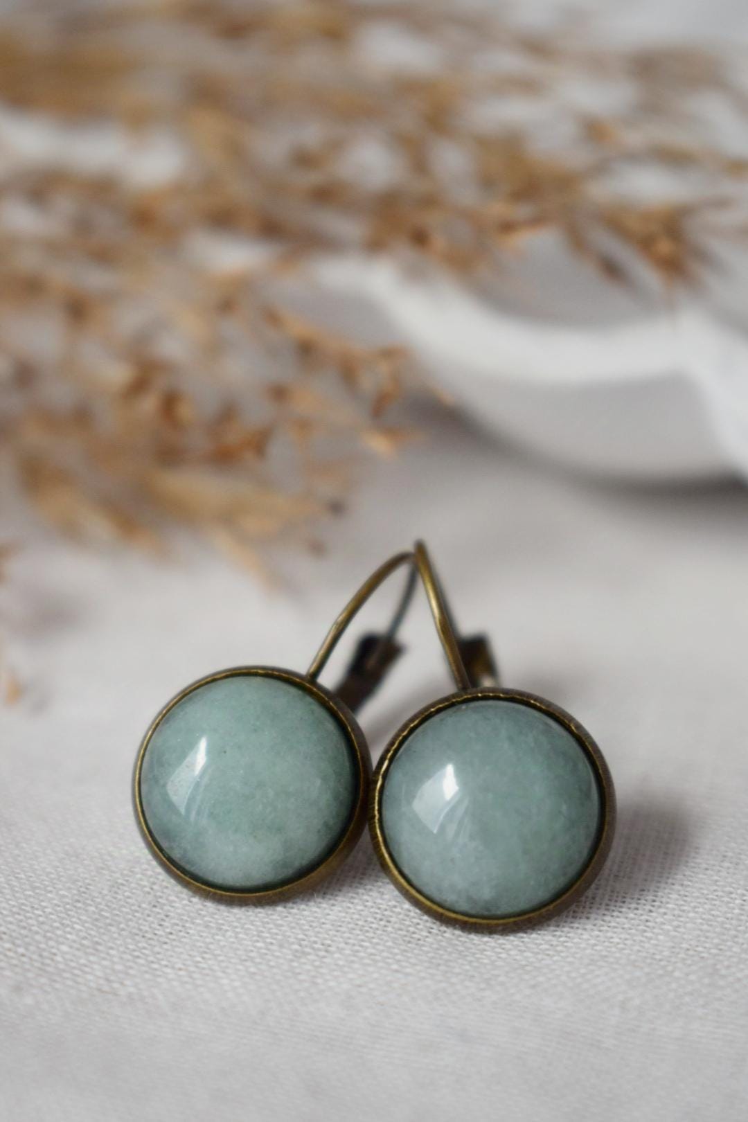 Grüne Aventurin-Vintage-Ohrringe, Edelstein, rund, grüner Stein, baumelnd, antike Bronze, Hebelverschluss, Aventurin-Schmuck, Hängeohrringe