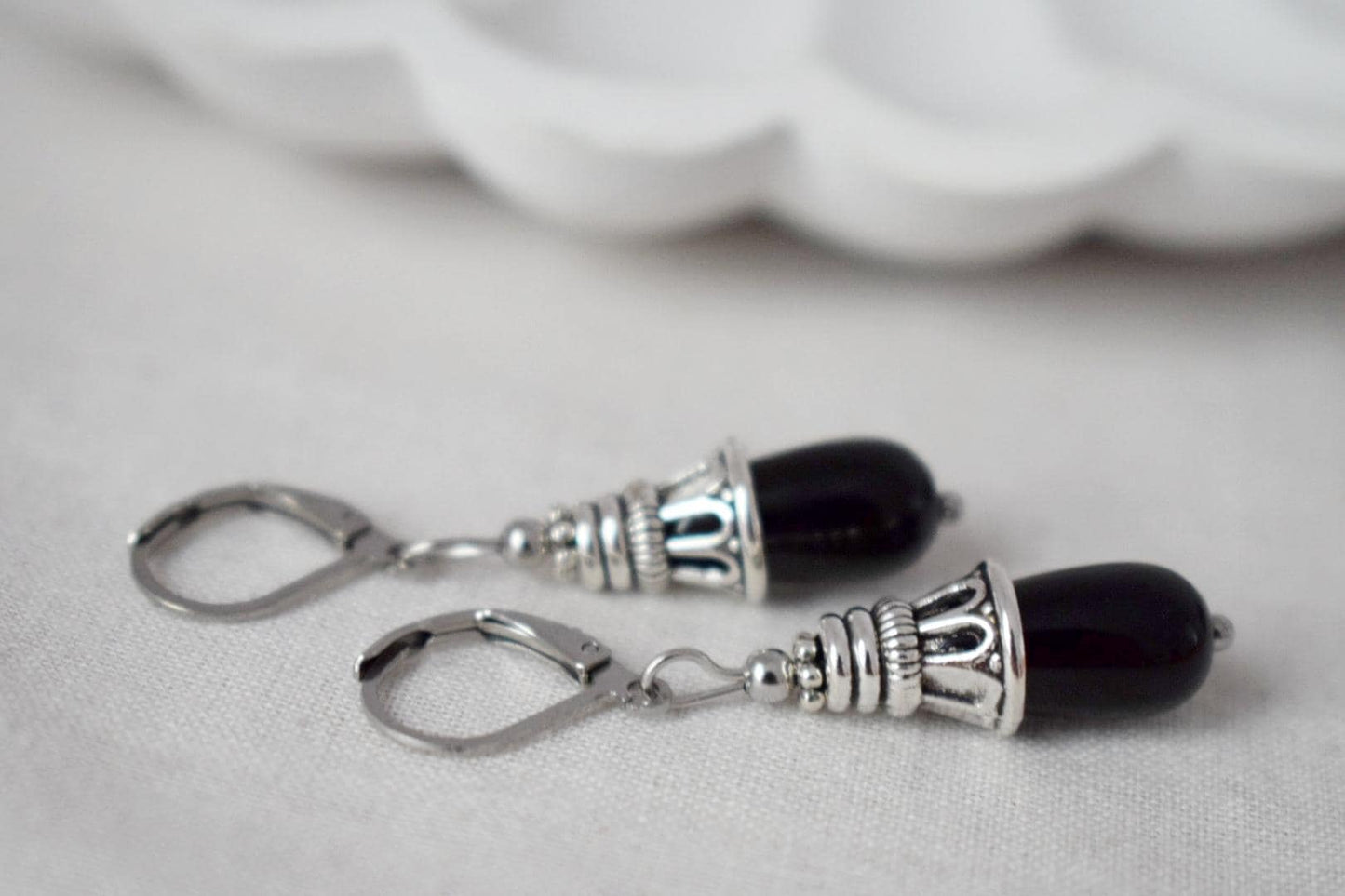 Schwarze Onyx Tropfen Ohrringe, Schwarze Edelstein Silber Tropfen Ohrringe, Vintage Stein Ohrringe für Frauen, Handgefertigter Schmuck Geschenk für Sie