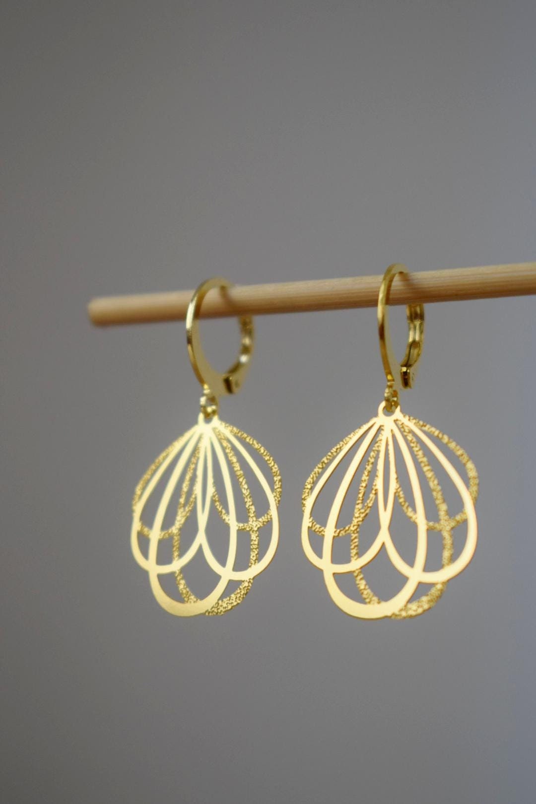 Minimalist Gold Plated Drop Earrings, Lightweight Filigree Leaf Design, Elegant Modern Jewelry for Women, Everyday or Special Occasion Gift