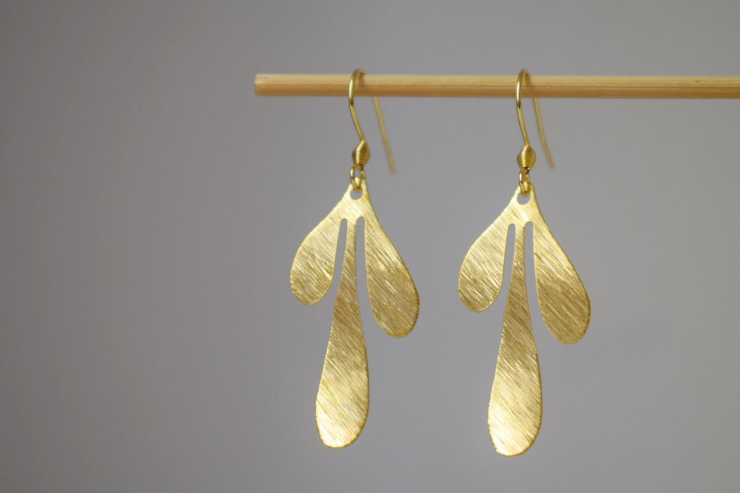 Blattohrringe für Frauen, Ohrhänger, 18 Karat vergoldeter Edelstahl, Boho-Ohrringe, Blattgoldschmuck, Einzigartiges Geschenk für Sie