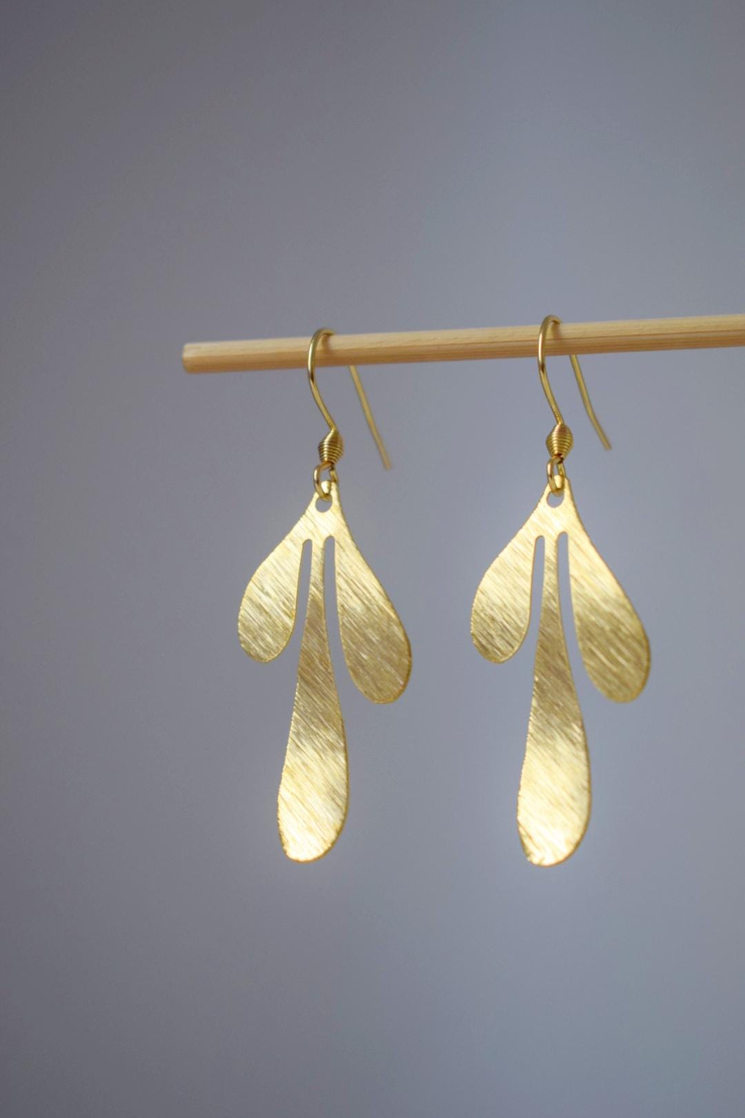 Blattohrringe für Frauen, Ohrhänger, 18 Karat vergoldeter Edelstahl, Boho-Ohrringe, Blattgoldschmuck, Einzigartiges Geschenk für Sie