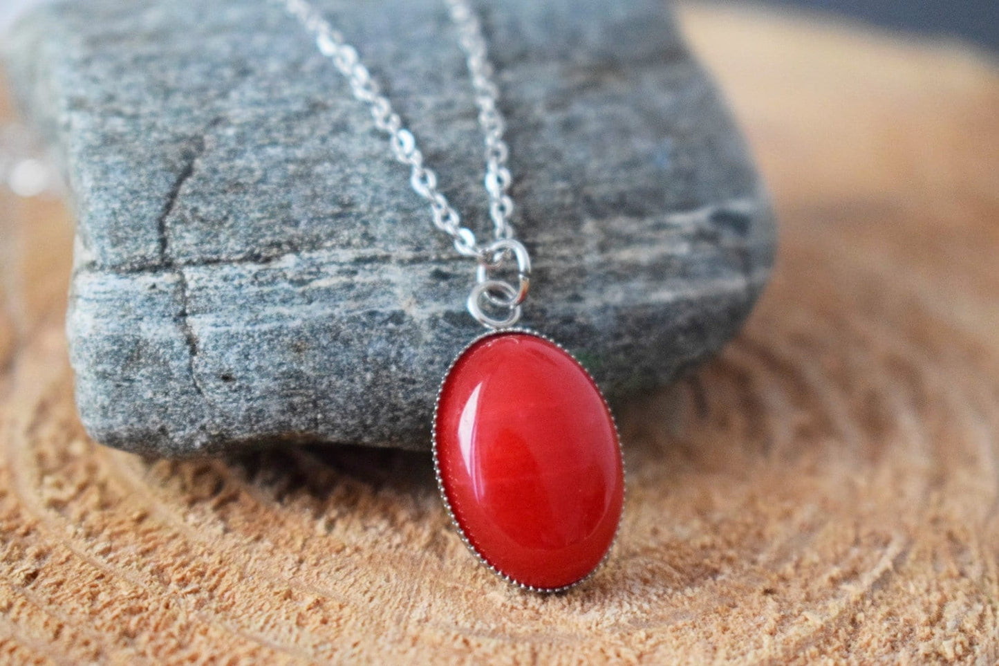 Halskette Rote Jade für Frauen, Lange verstellbare Kette mit Edelsteinanhänger, Stein Statement Halskette, handgefertigter Schmuck, Geschenk für Sie