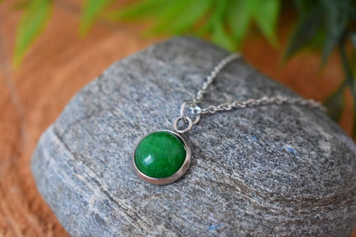 Green Jade Pendant Necklace: Stainless Steel, Jewelry Gift