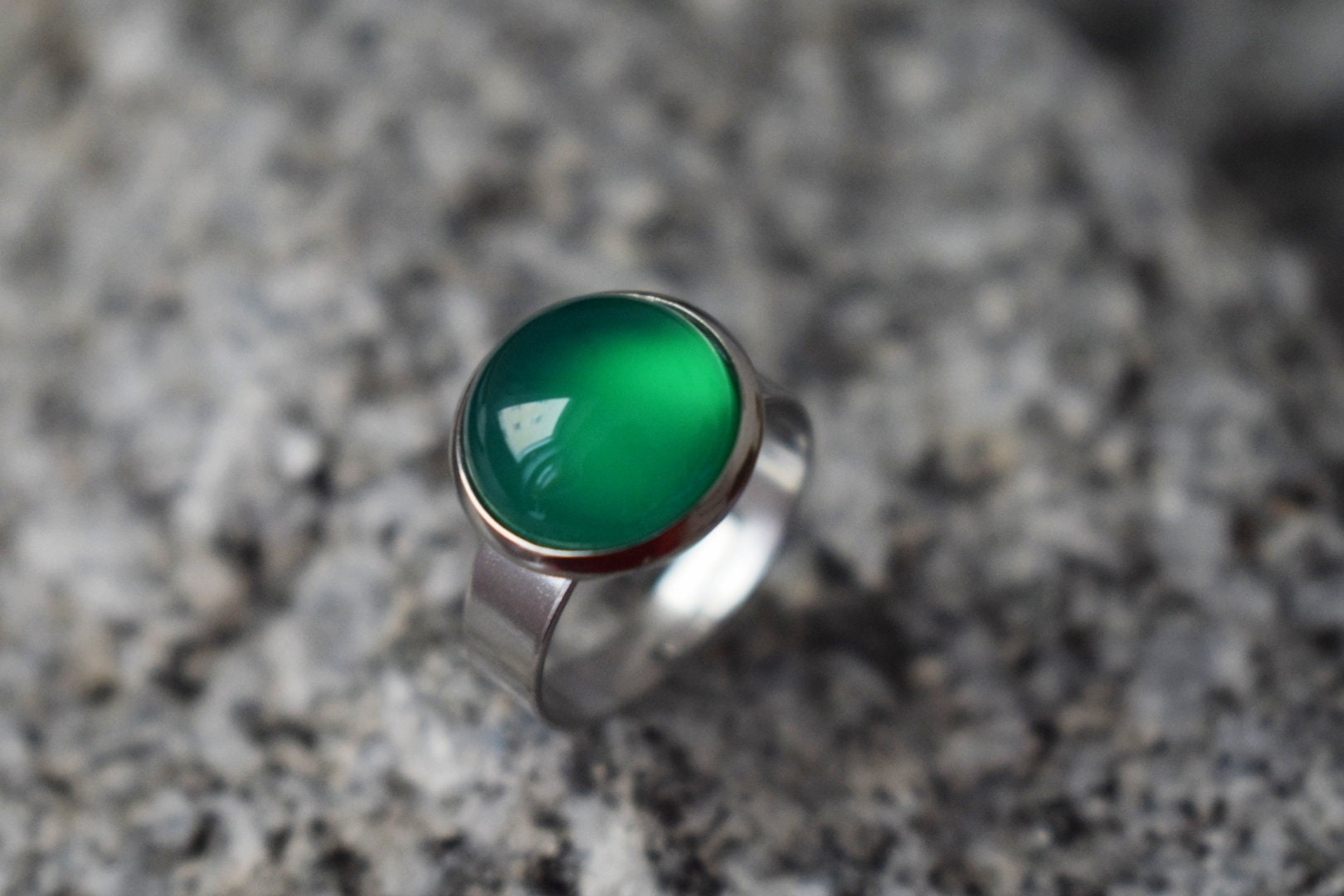 Green Agate Ring: Adjustable Stainless Steel Gemstone Jewelry