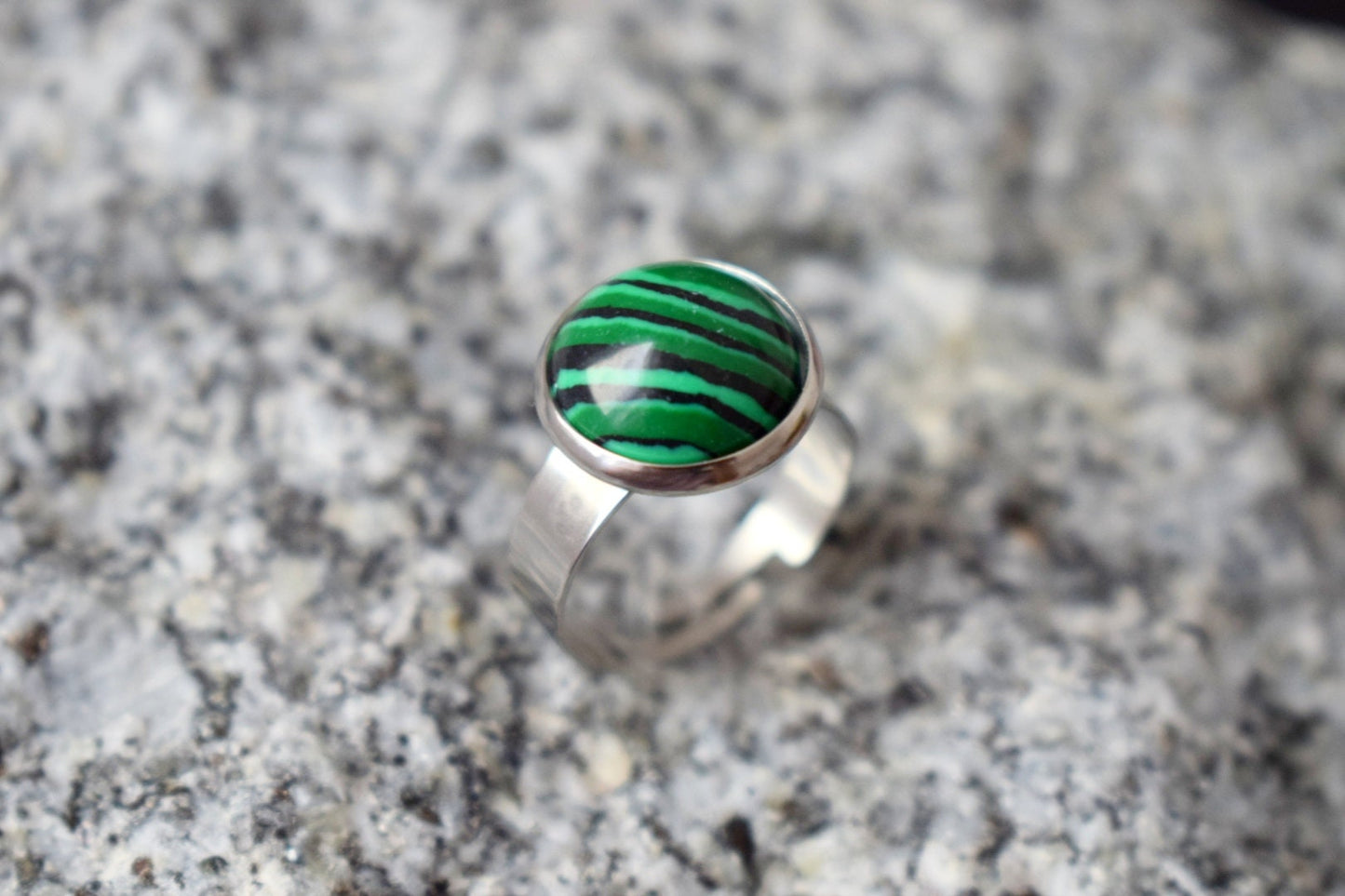 Malachite Ring: Round Green Gemstone, Stainless Steel Adjustable Ring Jewelry