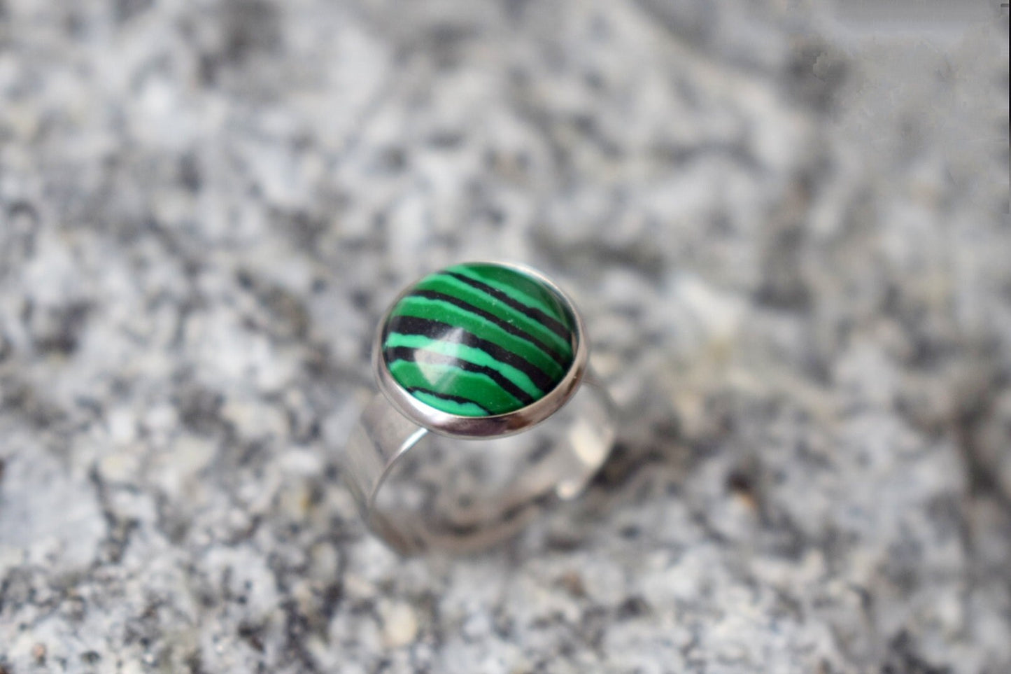 Malachite Ring: Round Green Gemstone, Stainless Steel Adjustable Ring Jewelry