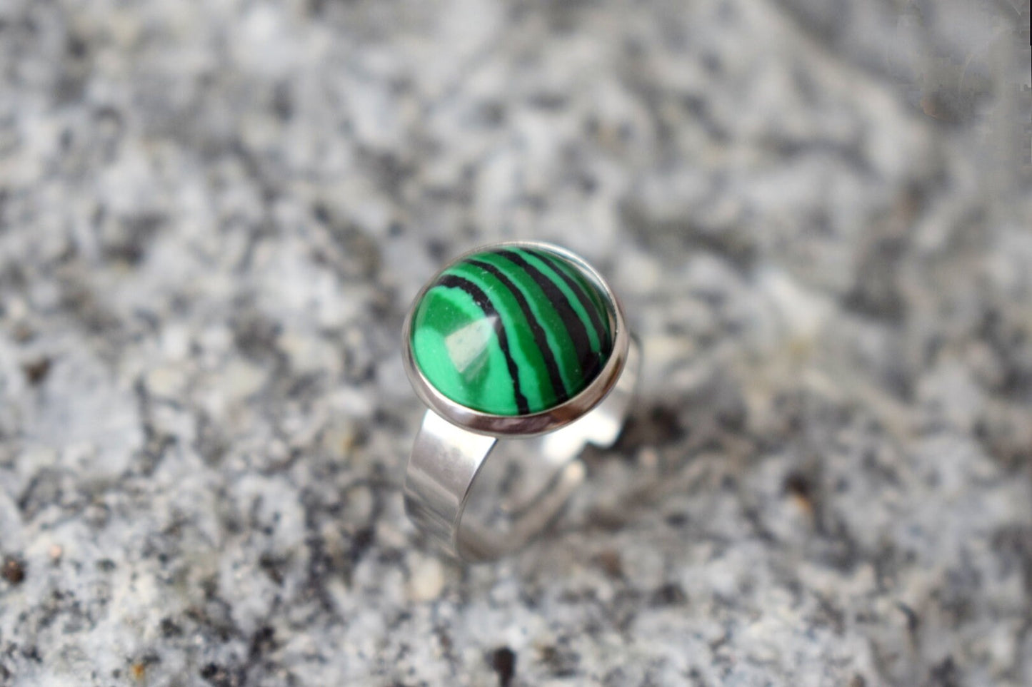 Malachite Ring: Round Green Gemstone, Stainless Steel Adjustable Ring Jewelry