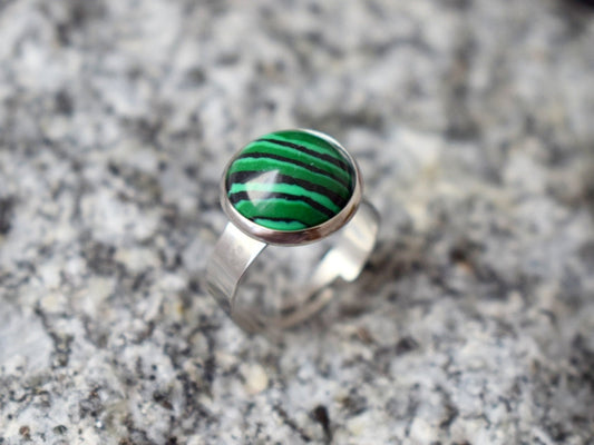 Malachite Ring: Round Green Gemstone, Stainless Steel Adjustable Ring Jewelry