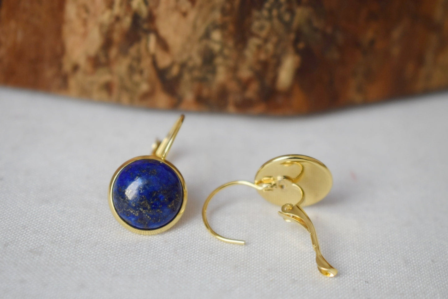 Lapislazuli-Goldohrringe, Blaue Lapisohrringe, Lever-Back-Ohrringe, rund, 12 mm, September-Geburtsstein-Schmuck, Lapis, Geschenk für Sie