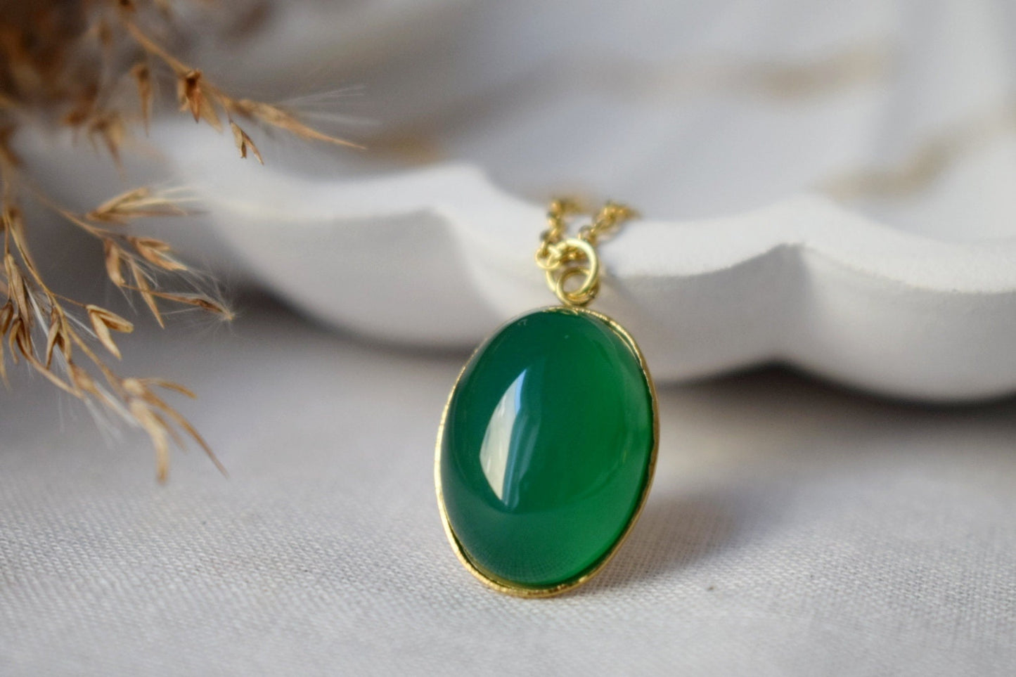 Grüne Achat Halskette Gold, Ovale Edelstein Anhänger Halskette für Frauen, Lange Grüne Stein Statement Halskette, Achat Schmuck, Geschenk für Sie