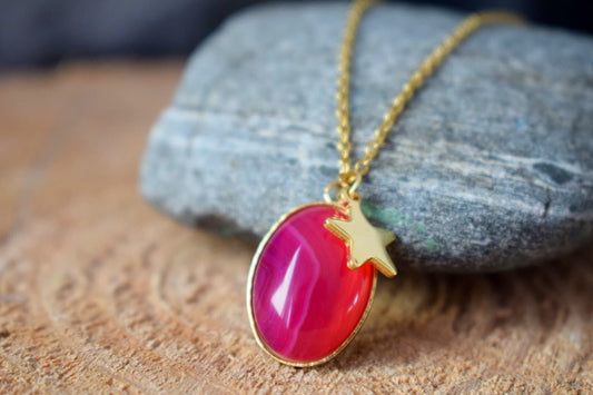 Halskette aus rosa Achat, Edelsteinkette mit Sternanhänger für Frauen, Steinanhänger, Boho-Schmuck, Einzigartiges Weihnachtsgeschenk für Sie