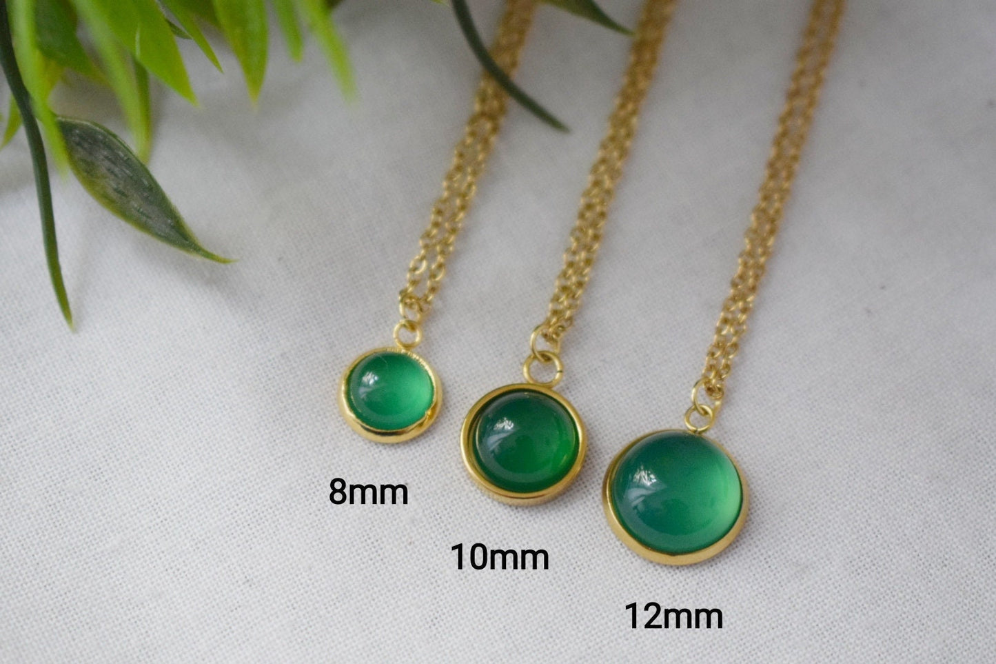 Halskette Grüner Achat Gold, Edelstein, Grüne Runde Halskette, Stein, Grüner Achat Anhänger, Achat Geburtsstein Schmuck, Edelstein, Geschenk für sie