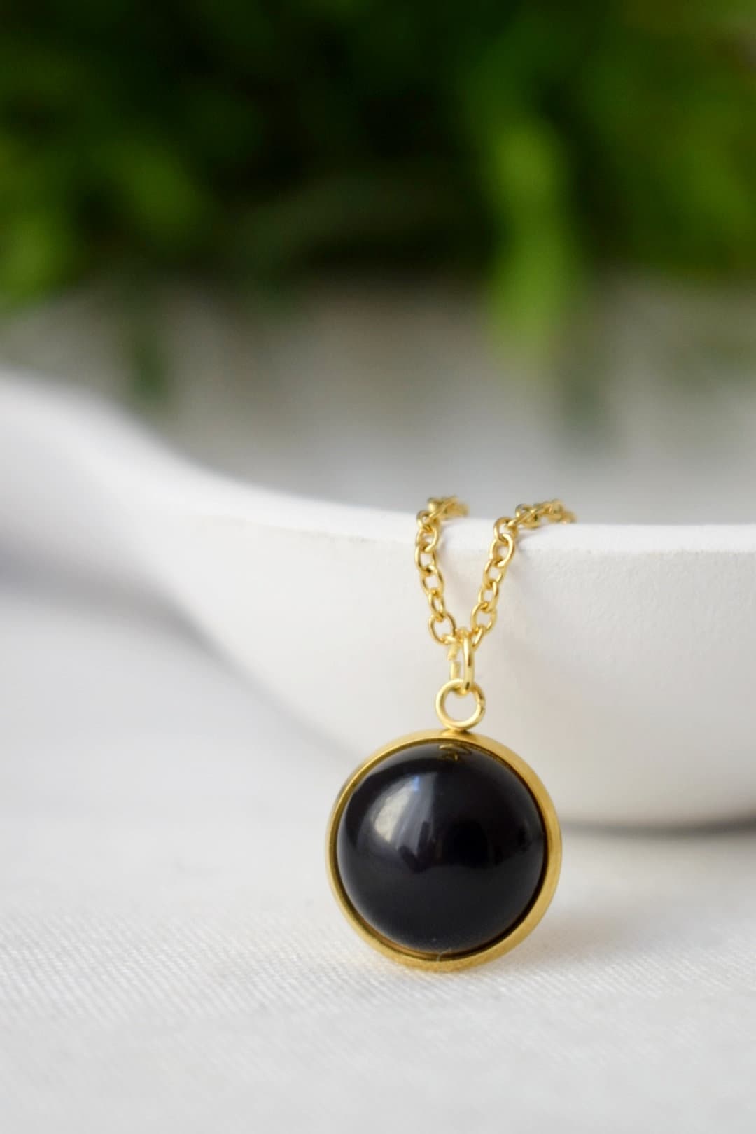 Schwarze Achat Halskette, Edelstein Anhänger, 18k vergoldete Edelstahl Stein Halskette für Frauen, Gothic Schmuck, Geschenk für Sie