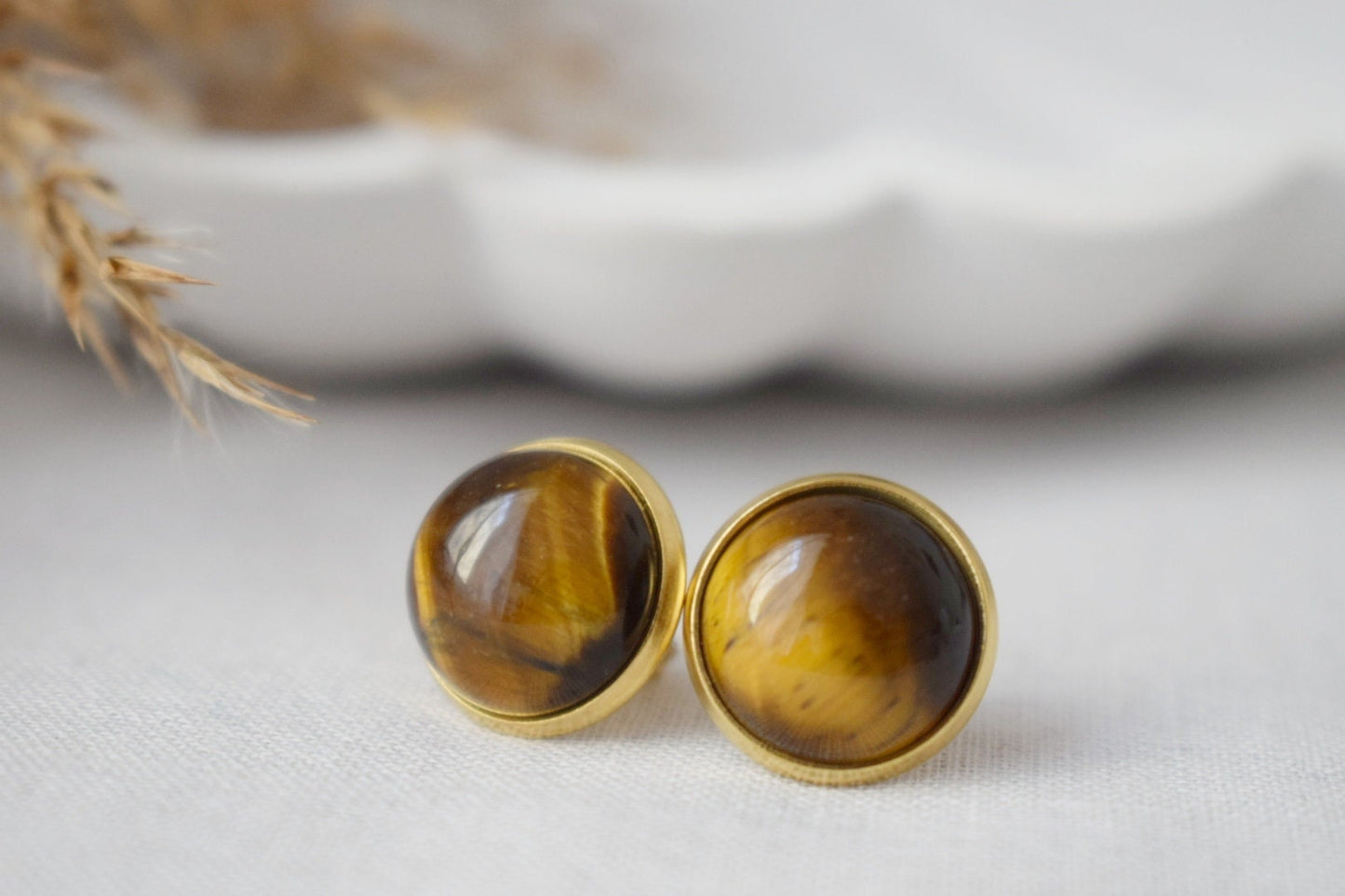 Tigerauge Ohrstecker Gold, Edelstein 10mm Runde Ohrstecker, Brauner Stein, Tigerauge, Chakra Schmuck, Push-back, Tigerauge Ohrringe