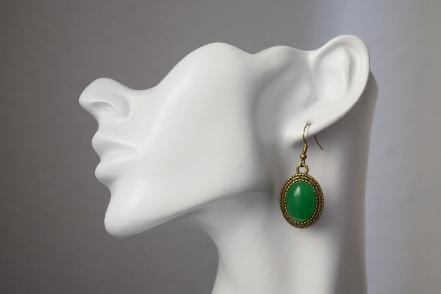 Vintage Bronze Green Jade Pendant Necklace, Oval Gemstone, Boho Jewelry