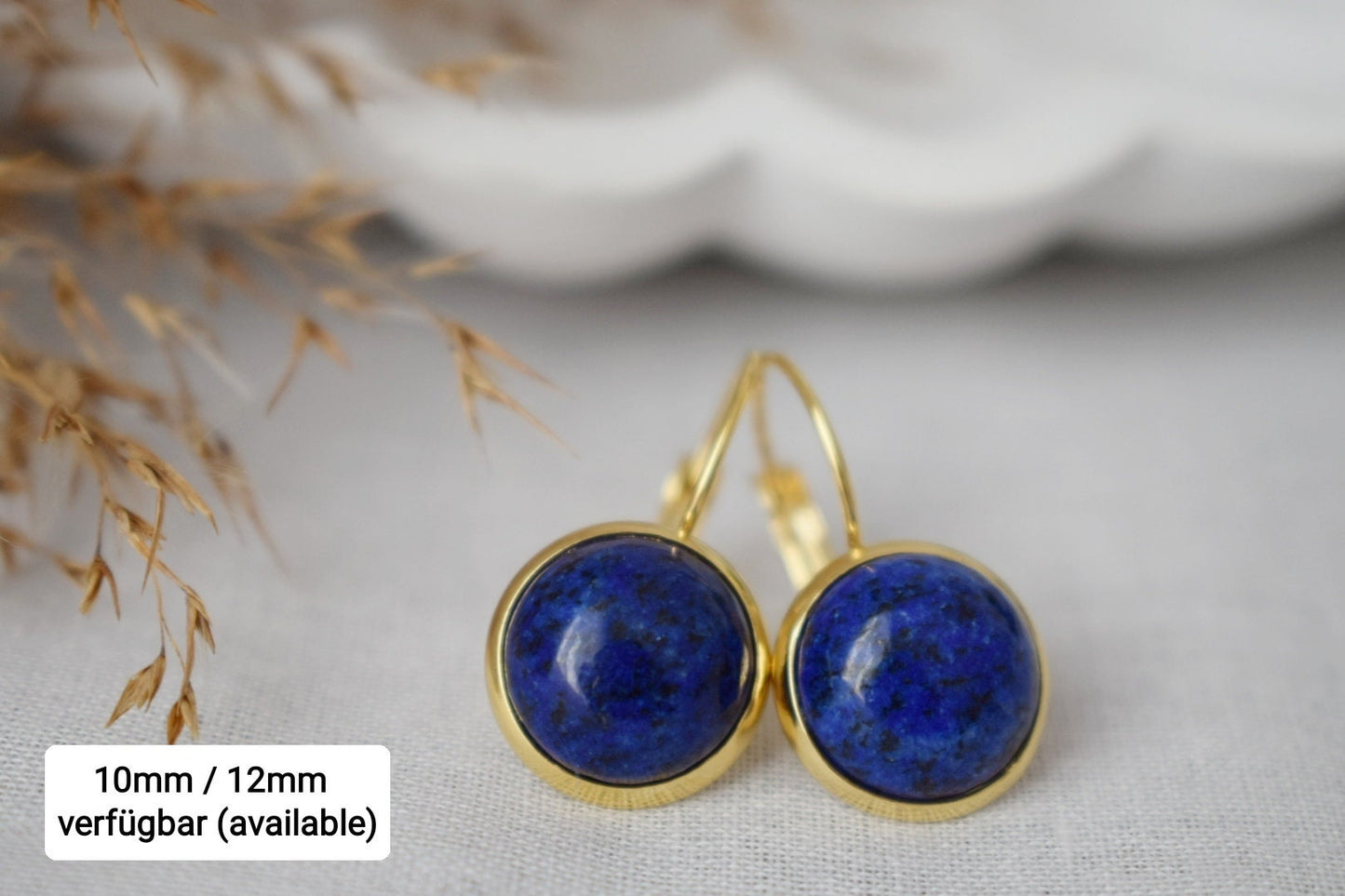 Kleine Lapislazuli-Ohrringe, Blaue Edelstein-Ohrringe, September-Geburtsstein-Schmuck, Goldene Ohrringe für Frauen, handgemachtes Geschenk