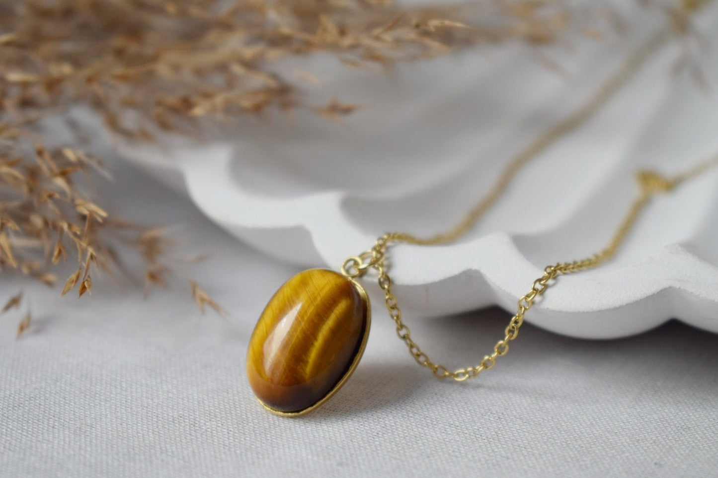 Halskette Ovaler Tigerauge Edelstein Anhänger, Tigerauge vergoldeter Edelstahl Schmuck, Langer Braungold Geburtsstein, Weihnachtsgeschenk für Sie