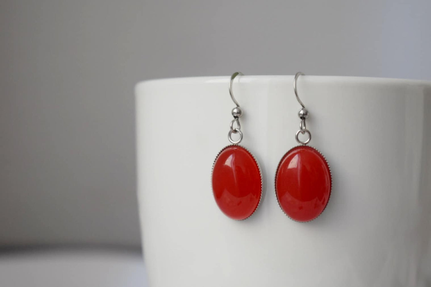 Halskette Rote Jade für Frauen, Lange verstellbare Kette mit Edelsteinanhänger, Stein Statement Halskette, handgefertigter Schmuck, Geschenk für Sie