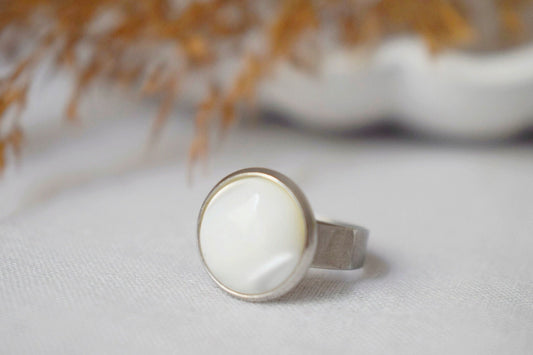 Mother of Pearl Ring: Adjustable Stainless Steel Band Jewellery