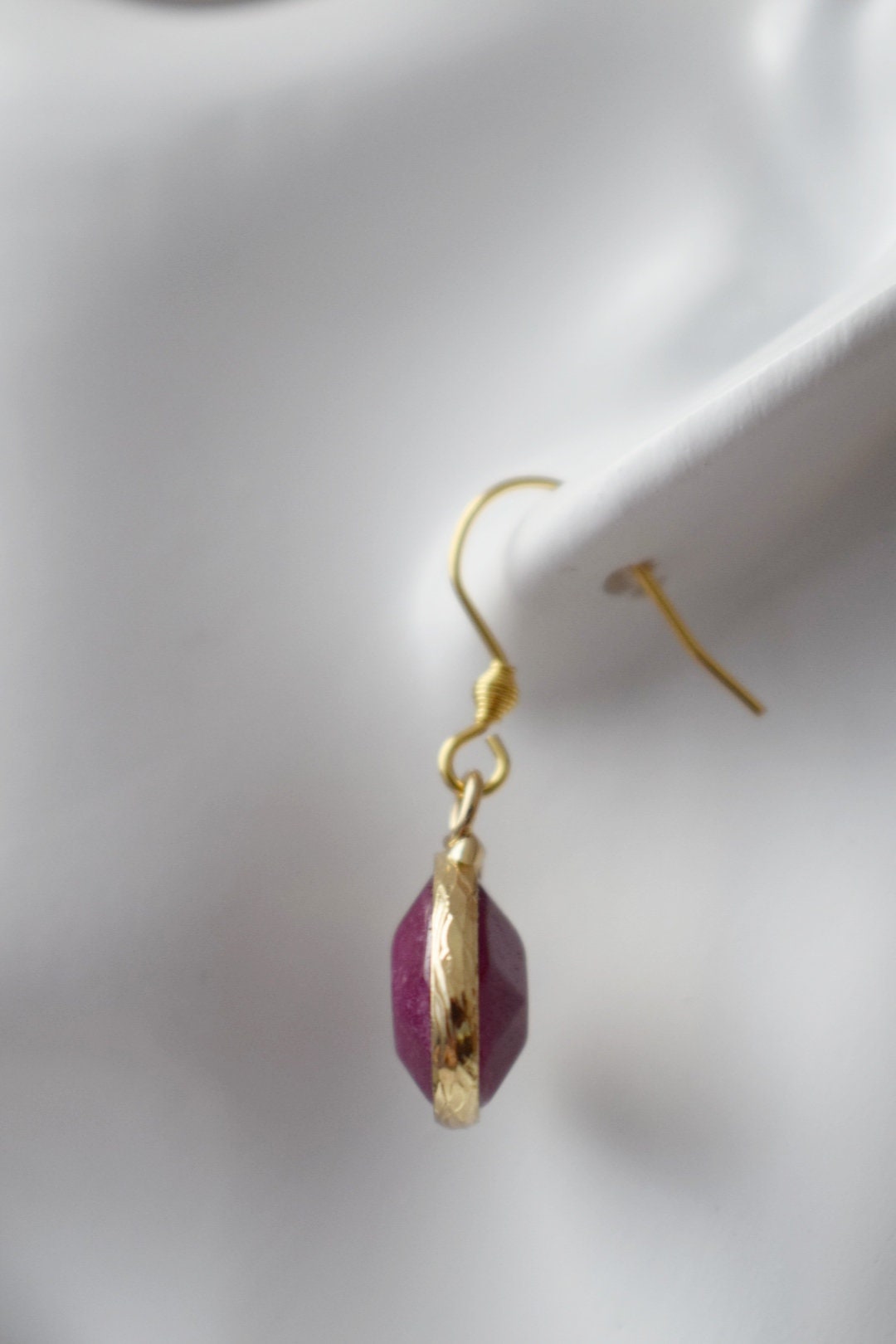 Red Jade Earrings Gold, Teardrop Wine Red Faceted Pendant, Gemstone Hanging Earrings, Dangle Drop Earrings Women, Jade Jewelry, Gift For Her
