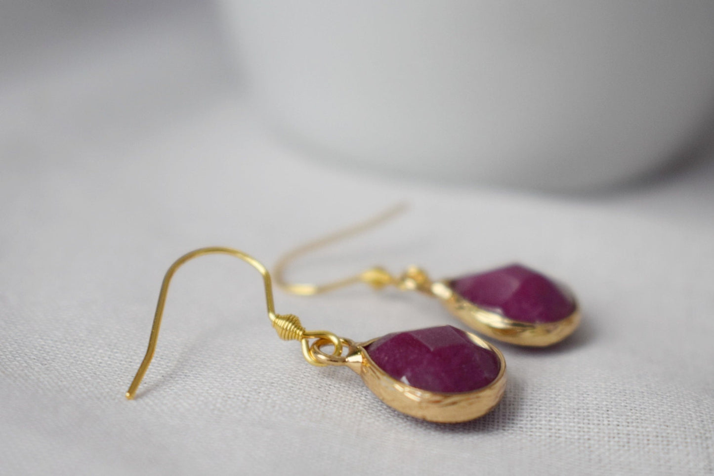 Red Jade Earrings Gold, Teardrop Wine Red Faceted Pendant, Gemstone Hanging Earrings, Dangle Drop Earrings Women, Jade Jewelry, Gift For Her