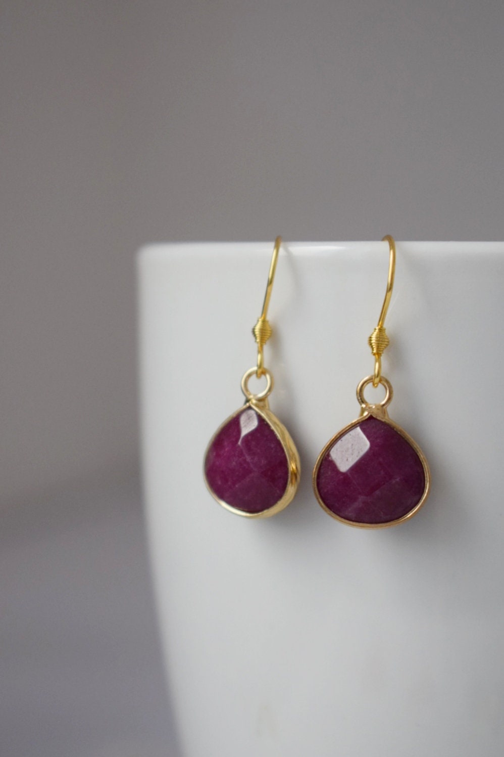 Red Jade Earrings Gold, Teardrop Wine Red Faceted Pendant, Gemstone Hanging Earrings, Dangle Drop Earrings Women, Jade Jewelry, Gift For Her
