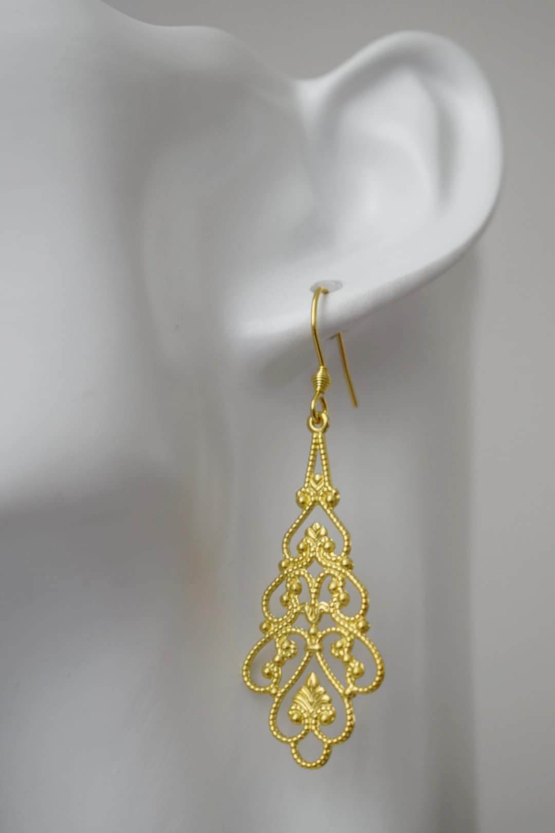 Ornament Ohrringe gold, Lange filigrane &amp; florale Ohrringe, Vintage, Boho, Edelstahl, Tropfen Ohrringe, Unikat, handgefertigtes Schmuckgeschenk