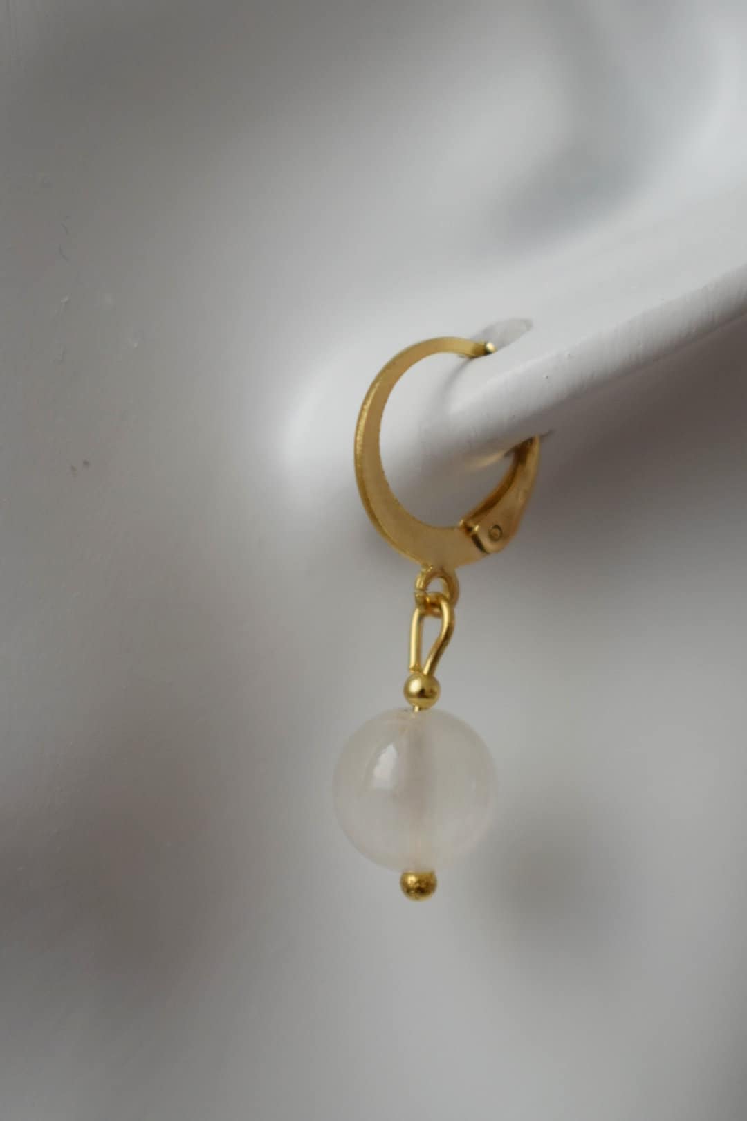 Kleine Edelstein-Ohrringe, Aventurin, Rosenquarz, Selenit, Gelbe Jade, Kugelohrringe, minimalistischer handgefertigter Schmuck, Geschenk für Sie
