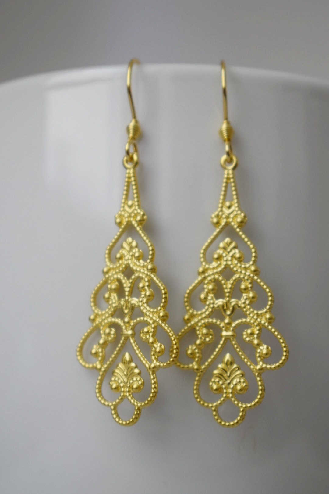 Ornament Ohrringe gold, Lange filigrane &amp; florale Ohrringe, Vintage, Boho, Edelstahl, Tropfen Ohrringe, Unikat, handgefertigtes Schmuckgeschenk