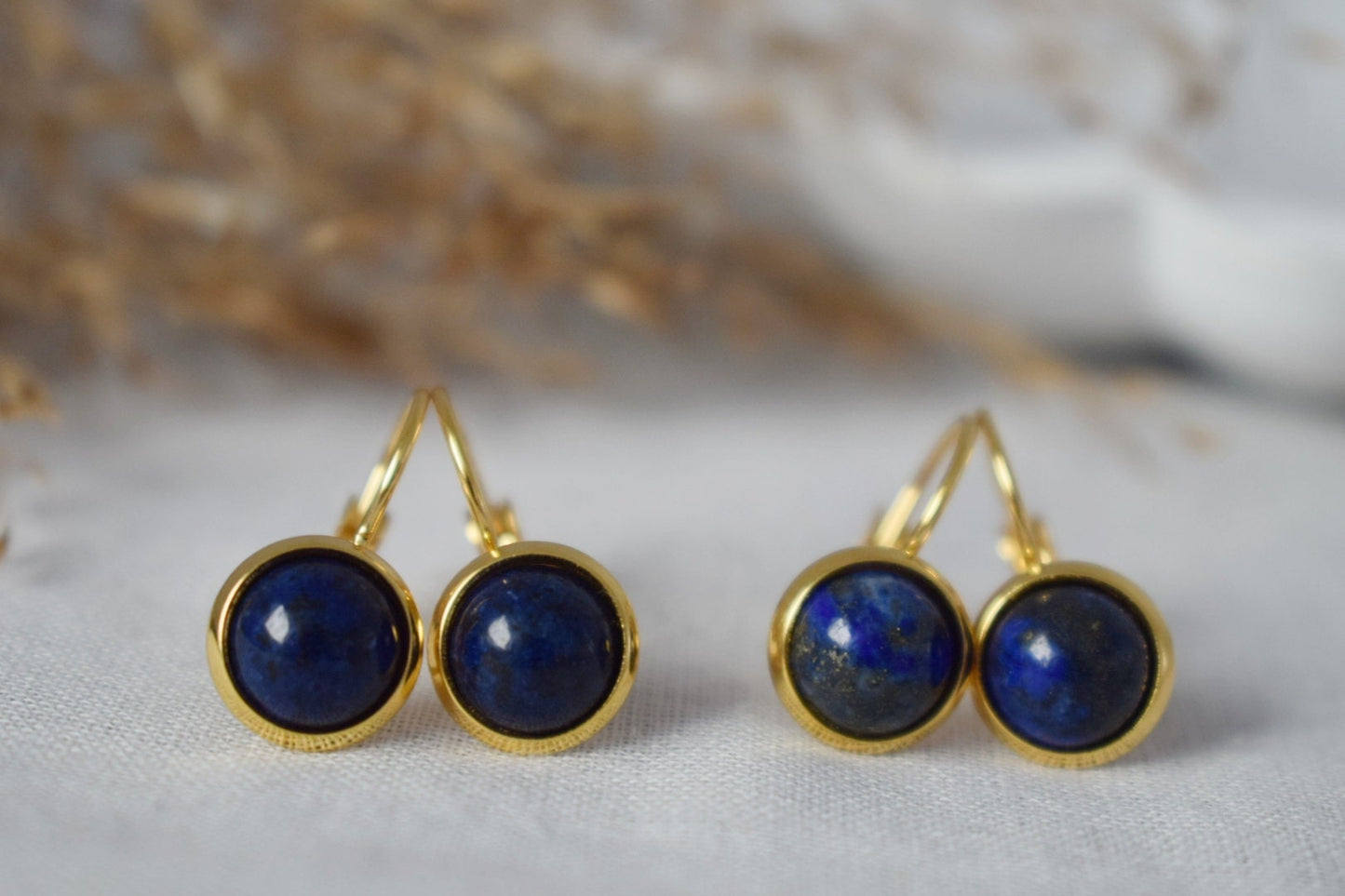 Lapislazuli-Goldohrringe, Blaue Lapisohrringe, Lever-Back-Ohrringe, rund, 12 mm, September-Geburtsstein-Schmuck, Lapis, Geschenk für Sie