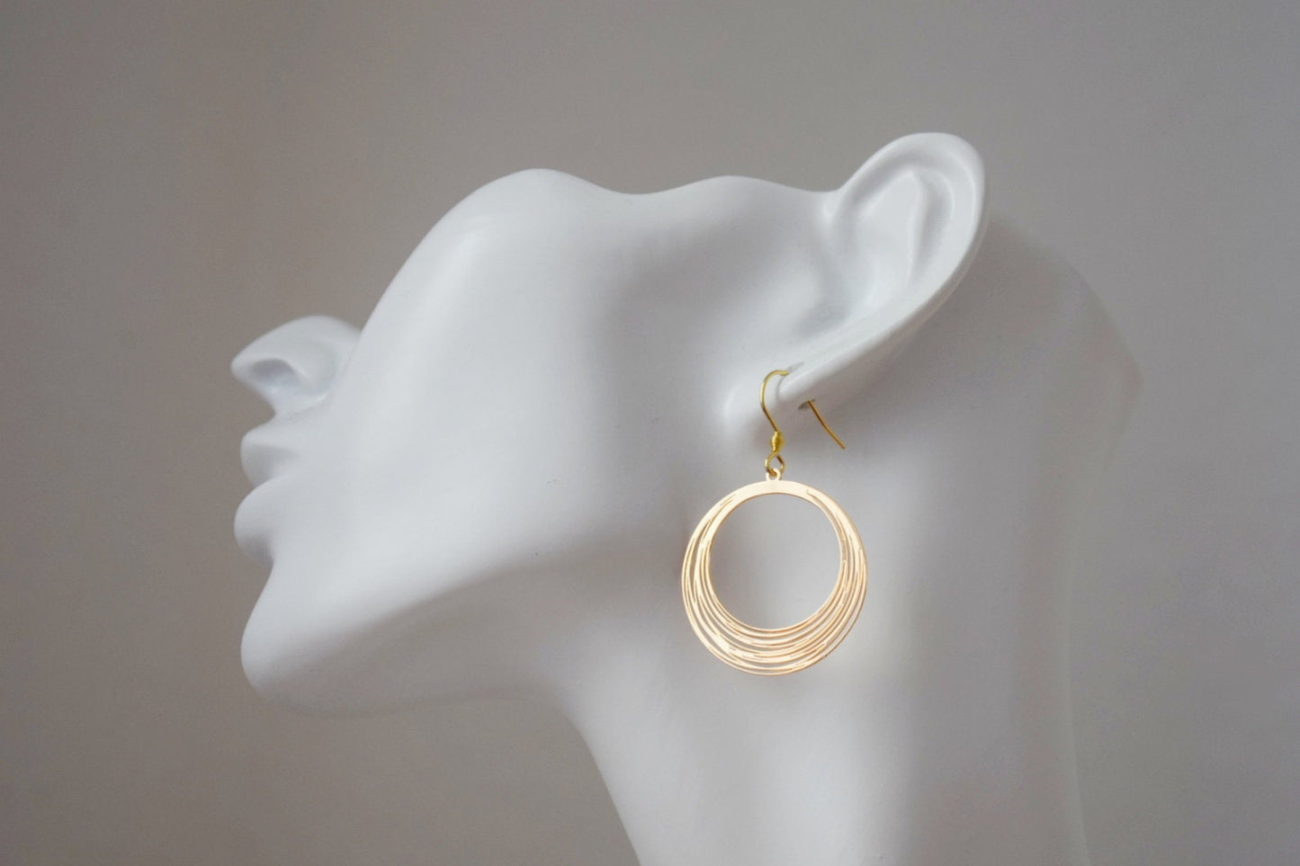 Filigree Circle Earrings: 18k Gold Plated Stainless Steel Hooks Jewelry