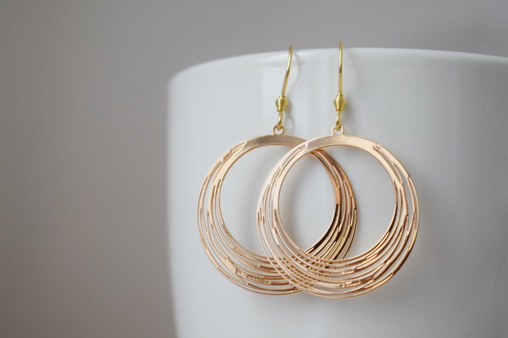 Filigree Circle Earrings: 18k Gold Plated Stainless Steel Hooks Jewelry