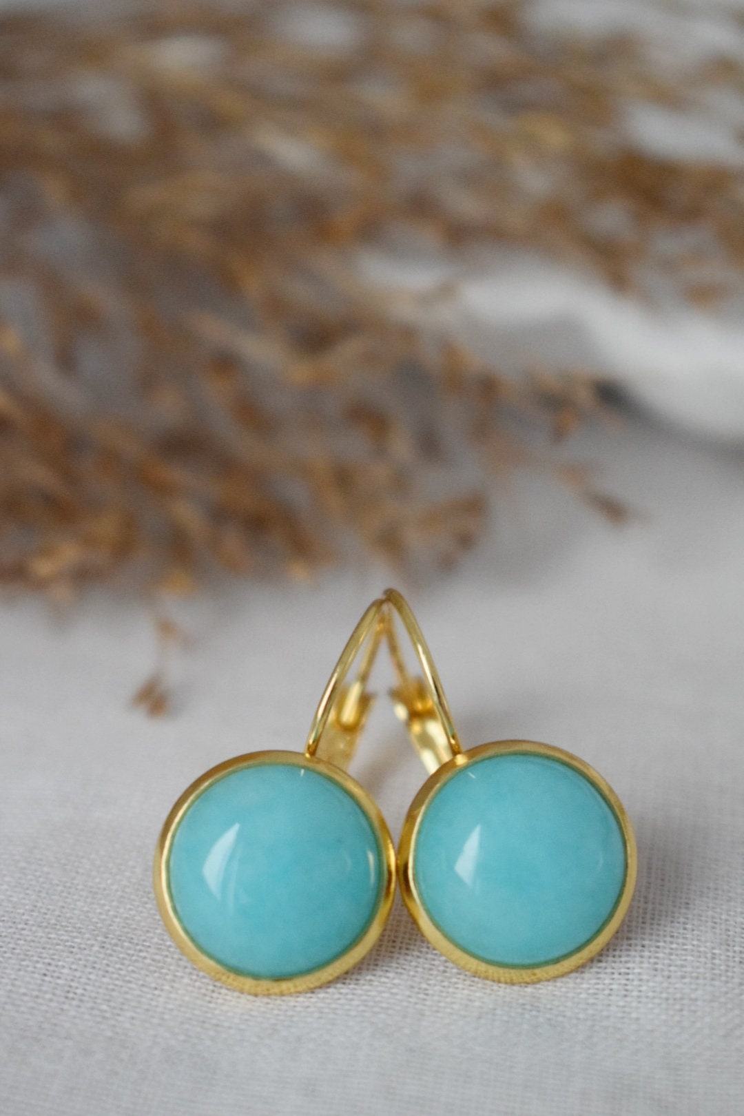 Türkis Jade Ohrringe, 12mm Edelstein Ohrringe, Hängende Ohrringe, Türkis Gold, Lever Back Ohrringe, Jade Schmuck, Geschenk für Sie