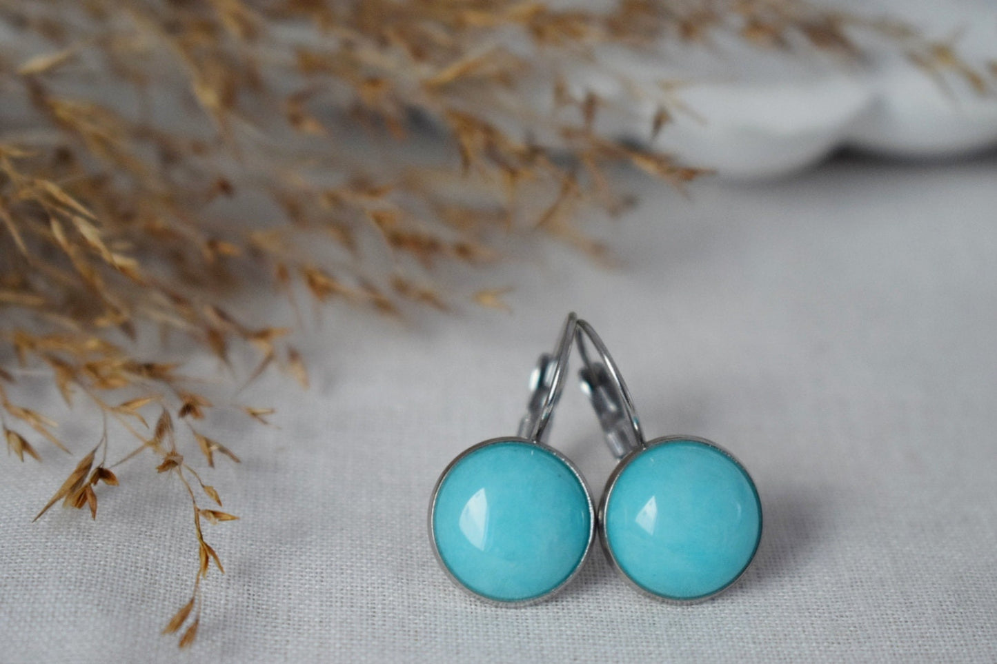 Türkisfarbene Jade-Ohrringe in 12 mm Größe, Edelstein-Hebelverschluss, Edelstahl-Schmuck, Geschenk für Sie, bestes Weihnachtsgeschenk