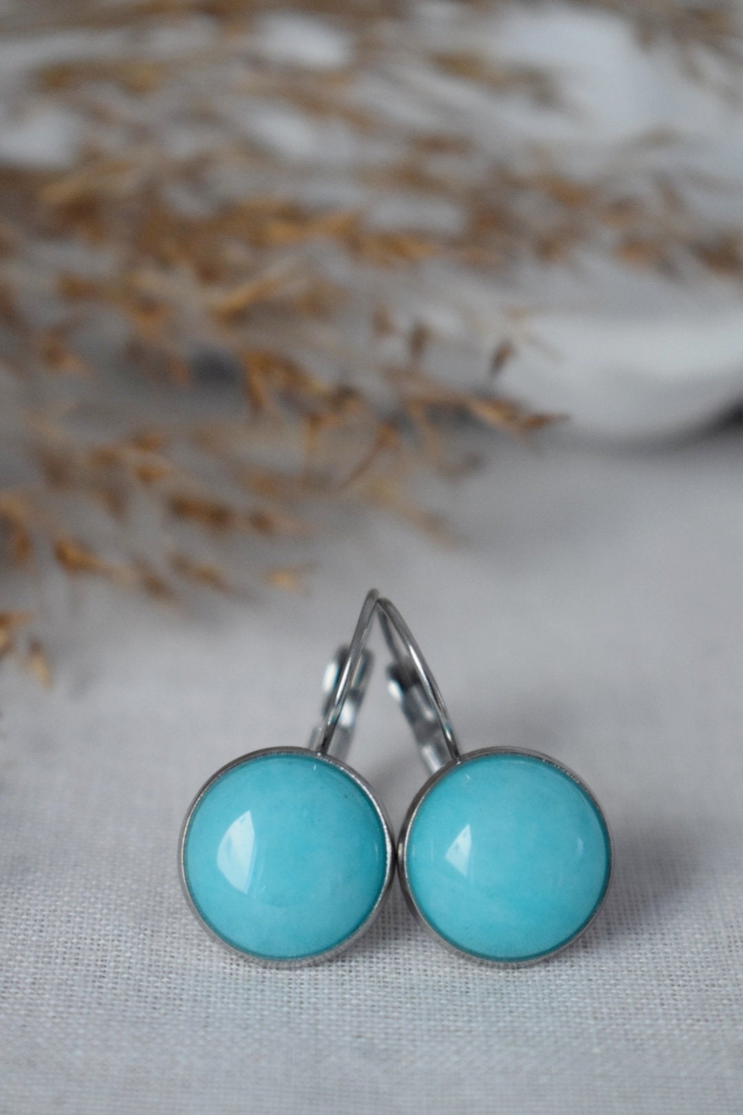Türkisfarbene Jade-Ohrringe in 12 mm Größe, Edelstein-Hebelverschluss, Edelstahl-Schmuck, Geschenk für Sie, bestes Weihnachtsgeschenk