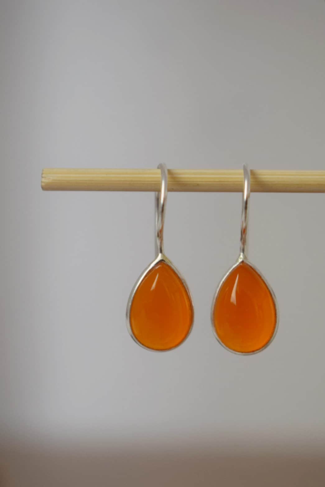 Karneol Sterling Silber Ohrringe, Tropfen orange Edelstein Ohrringe 925 Silber, Naturstein, Einzigartiges Schmuckgeschenk