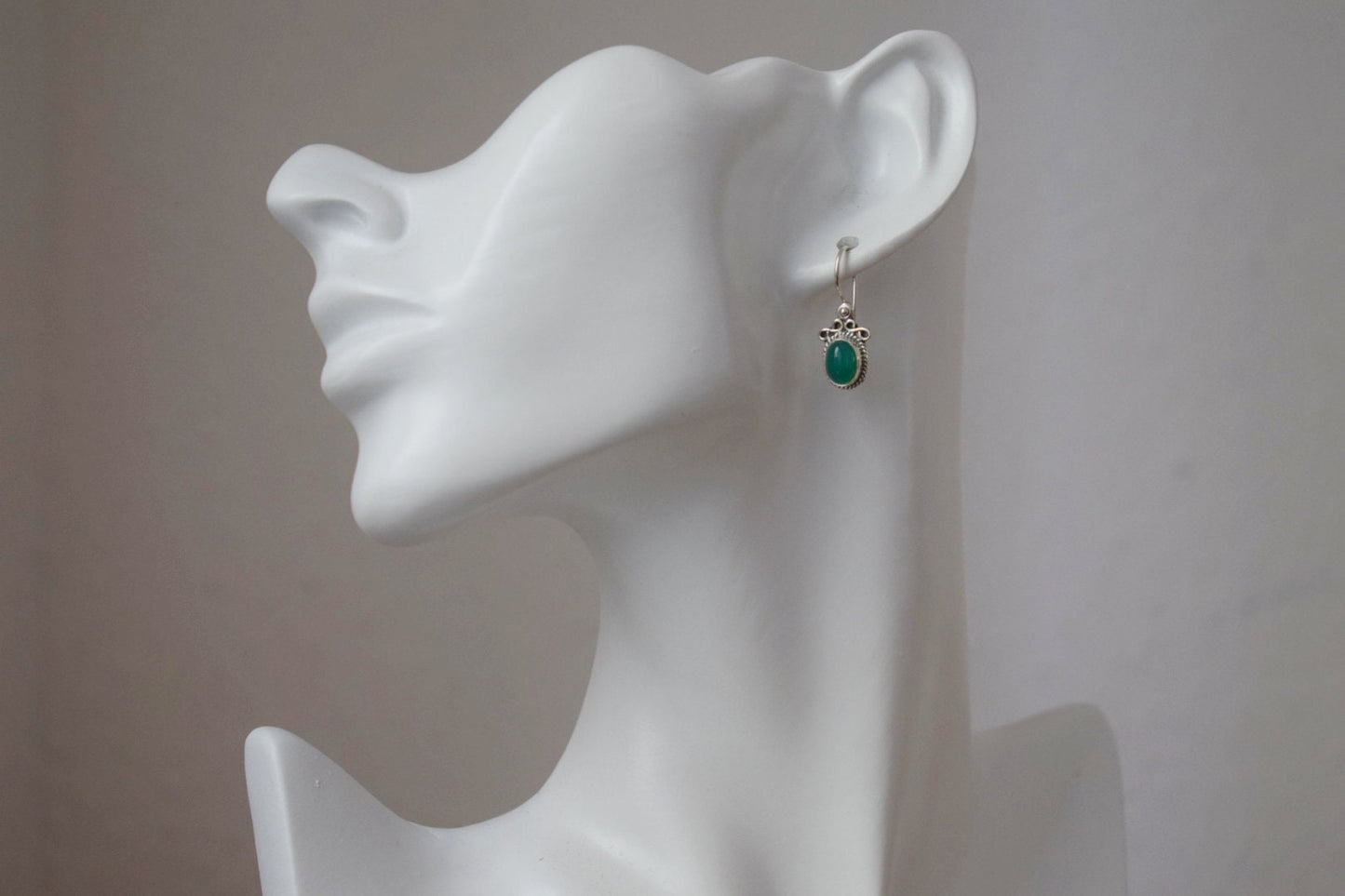 Grüne Onyx Ohrringe Sterling Silber, Boho Edelstein Ohrringe, Leichte Ornament Ohrringe, Einzigartiger Naturstein Schmuck, Muttertagsgeschenk