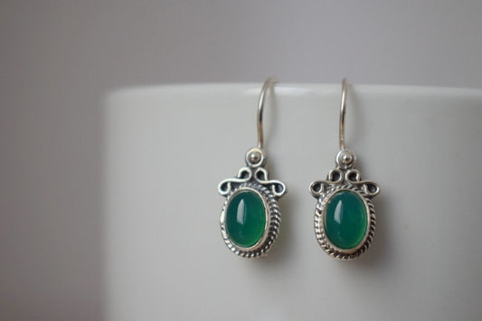 Grüne Onyx Ohrringe Sterling Silber, Boho Edelstein Ohrringe, Leichte Ornament Ohrringe, Einzigartiger Naturstein Schmuck, Muttertagsgeschenk