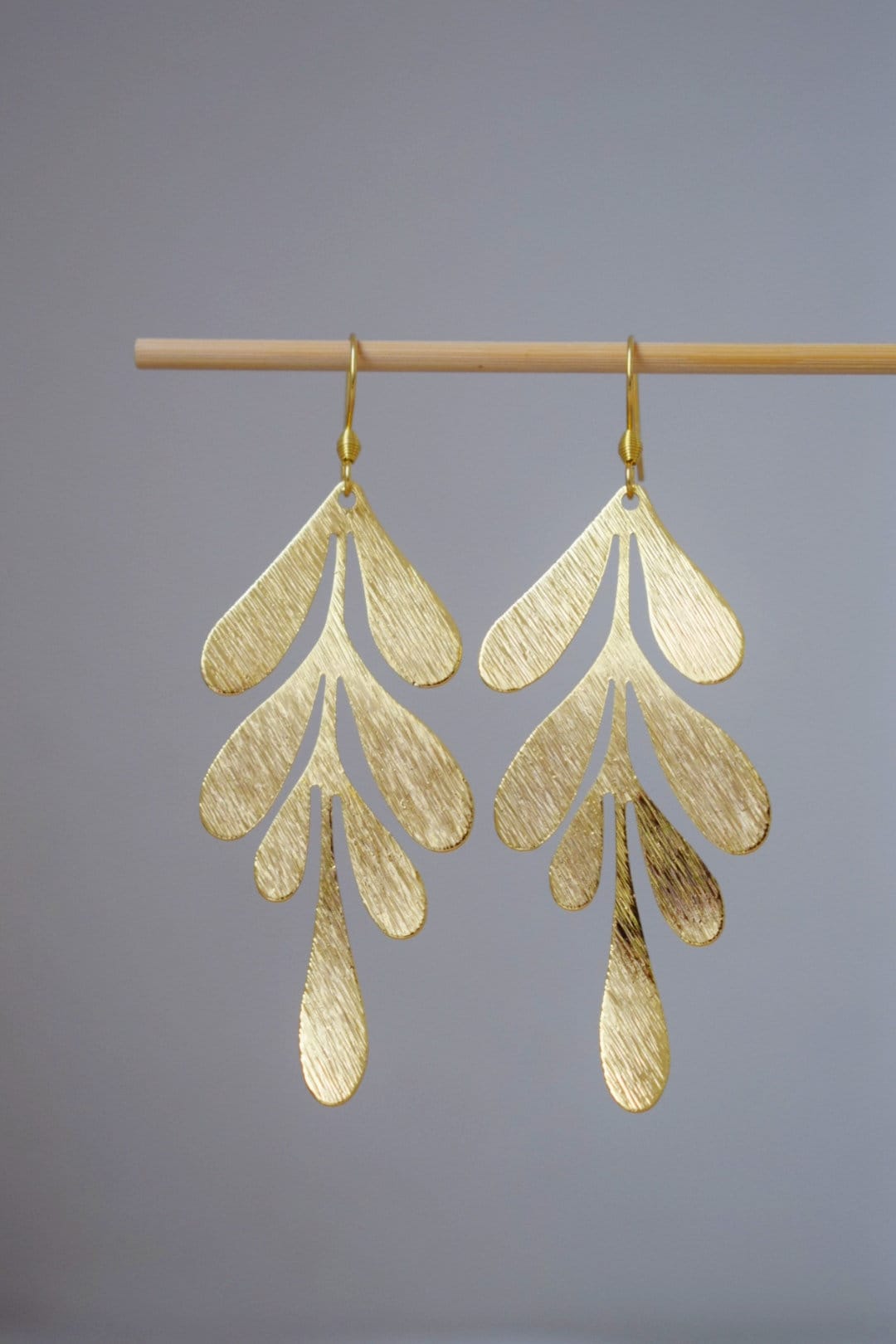 Lange Blattohrringe für Frauen, 18 Karat vergoldet, Blattohrringe, Edelstahlohrringe, Boho-Statement-Ohrringe, Blattgoldschmuck