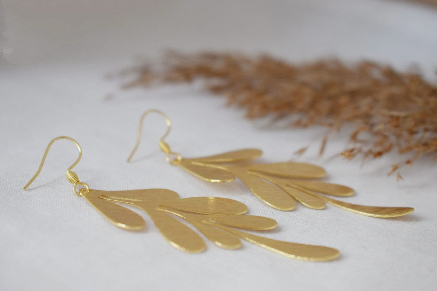 Lange Blattohrringe für Frauen, 18 Karat vergoldet, Blattohrringe, Edelstahlohrringe, Boho-Statement-Ohrringe, Blattgoldschmuck