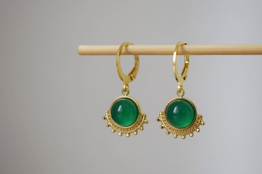 Grüne Achat Ohrringe, Ornament baumelnde Ohrringe, Edelstein Huggie Creolen, Jugendstil Schmuck, Einzigartige Ohrringe, Muttertagsgeschenk für Sie