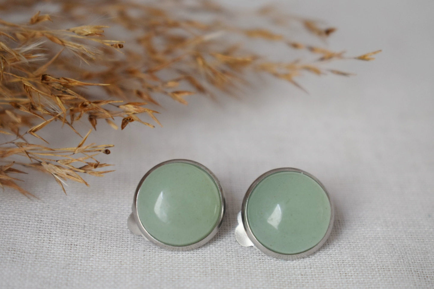 Green aventurine clip on earrings for women, Natural Gemstone ear clips, Non pierced jewelry
