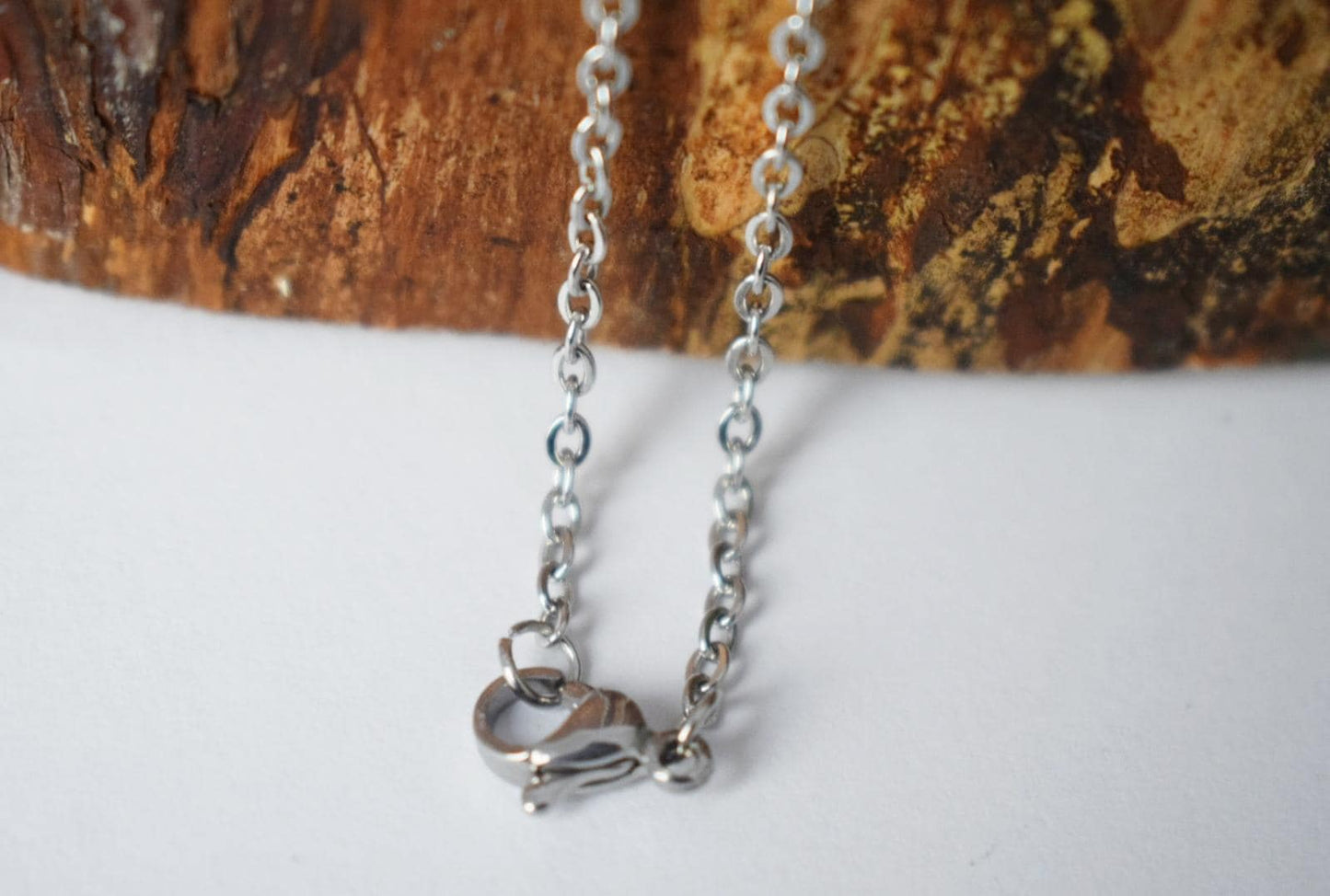 Rote Jade Halskette, Edelsteinschmuck, Steinanhänger, Minimalistische Halskette, Bestes Geschenk für sie, Muttertagsgeschenk