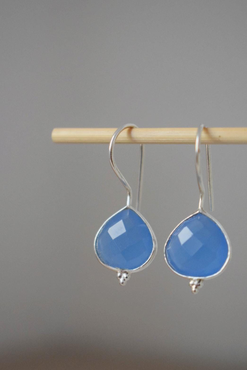 Muttertagsgeschenke, Blaue Chalcedon Ohrringe aus 925 Sterling Silber, Tropfen Edelstein, Naturstein, Einzigartiger Schmuck, Muttertagsgeschenk