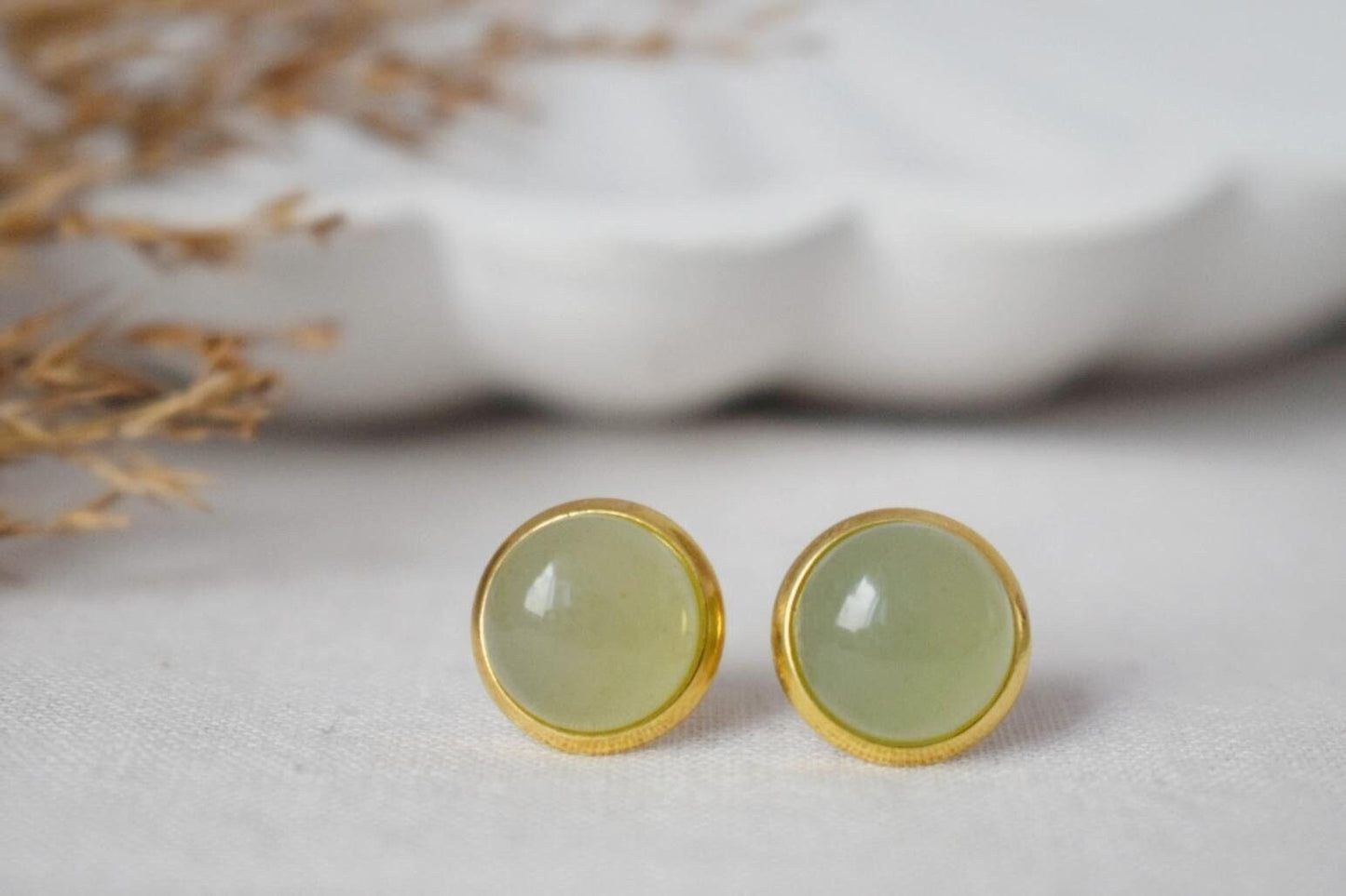 Grüne Aventurin Ohrstecker, Kleine Edelstein Ohrringe, 18k vergoldeter Edelstahl Push Back, Minimalistischer Schmuck, Geburtsstein Geschenk für Sie