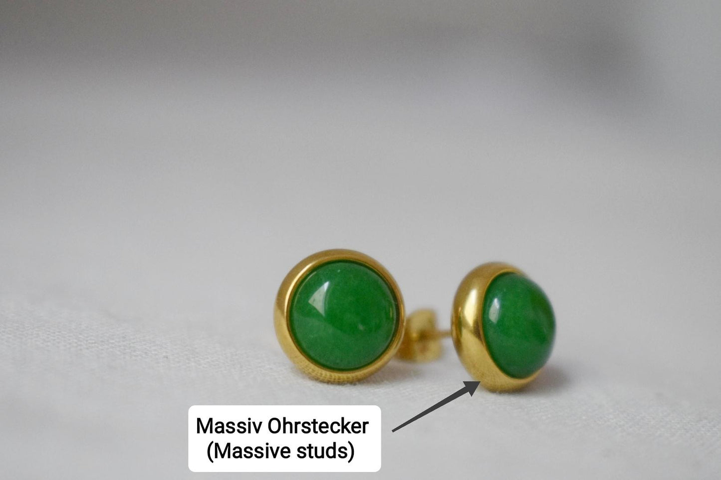 Mini Grüne Jade Ohrstecker, Minimalistische Edelstein Ohrringe, Kleine Ohrstecker für Frauen, Geschenkschmuck für Sie