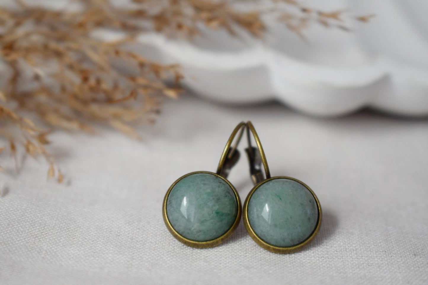 Grüne Aventurin-Vintage-Ohrringe, Edelstein, rund, grüner Stein, baumelnd, antike Bronze, Hebelverschluss, Aventurin-Schmuck, Hängeohrringe