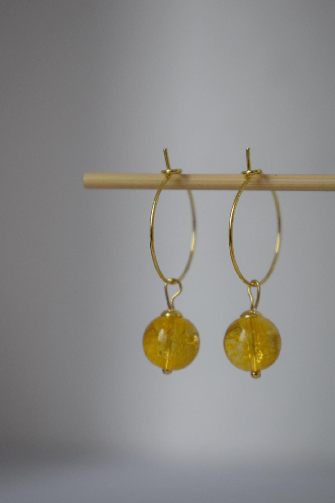 Creolen aus Citrinperlen, gelbe Edelsteinperle, 18 Karat vergoldeter chirurgischer Edelstahl, Geburtsstein für November, Schmuckgeschenk für Sie