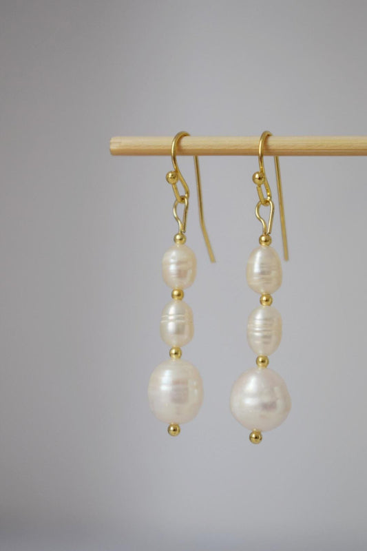 Süßwasserperlen Ohrringe, Statement Ohrhänger, 18k vergoldete chirurgische Edelstahlhaken, Hochzeitsschmuck, Jubiläumsgeschenk