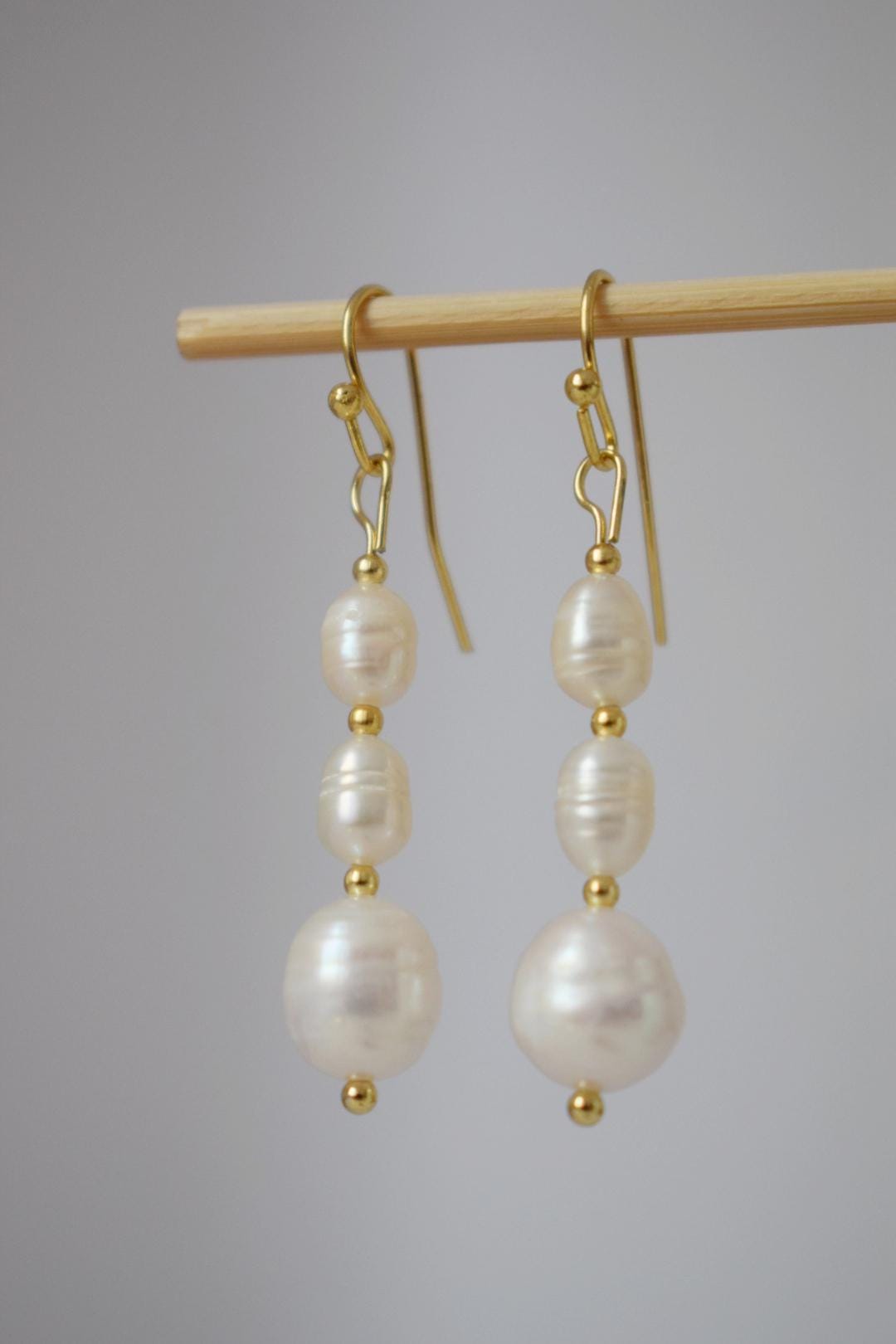 Süßwasserperlen Ohrringe, Statement Ohrhänger, 18k vergoldete chirurgische Edelstahlhaken, Hochzeitsschmuck, Jubiläumsgeschenk